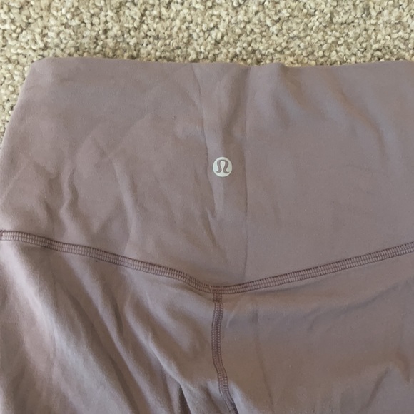 Lululemon Align Tulip 7/8 Leggings - Picture 4 of 6